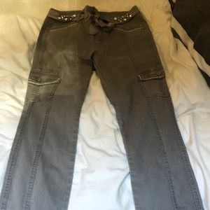 Long grey jeans with gems